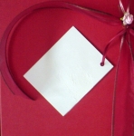 Biglietto regalo con testo stampato e firma scritto a penna